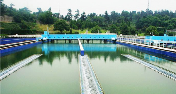 中国第一个城市供水BOT试点项目 ——成都市自来水六厂B厂正式移交兴蓉集团